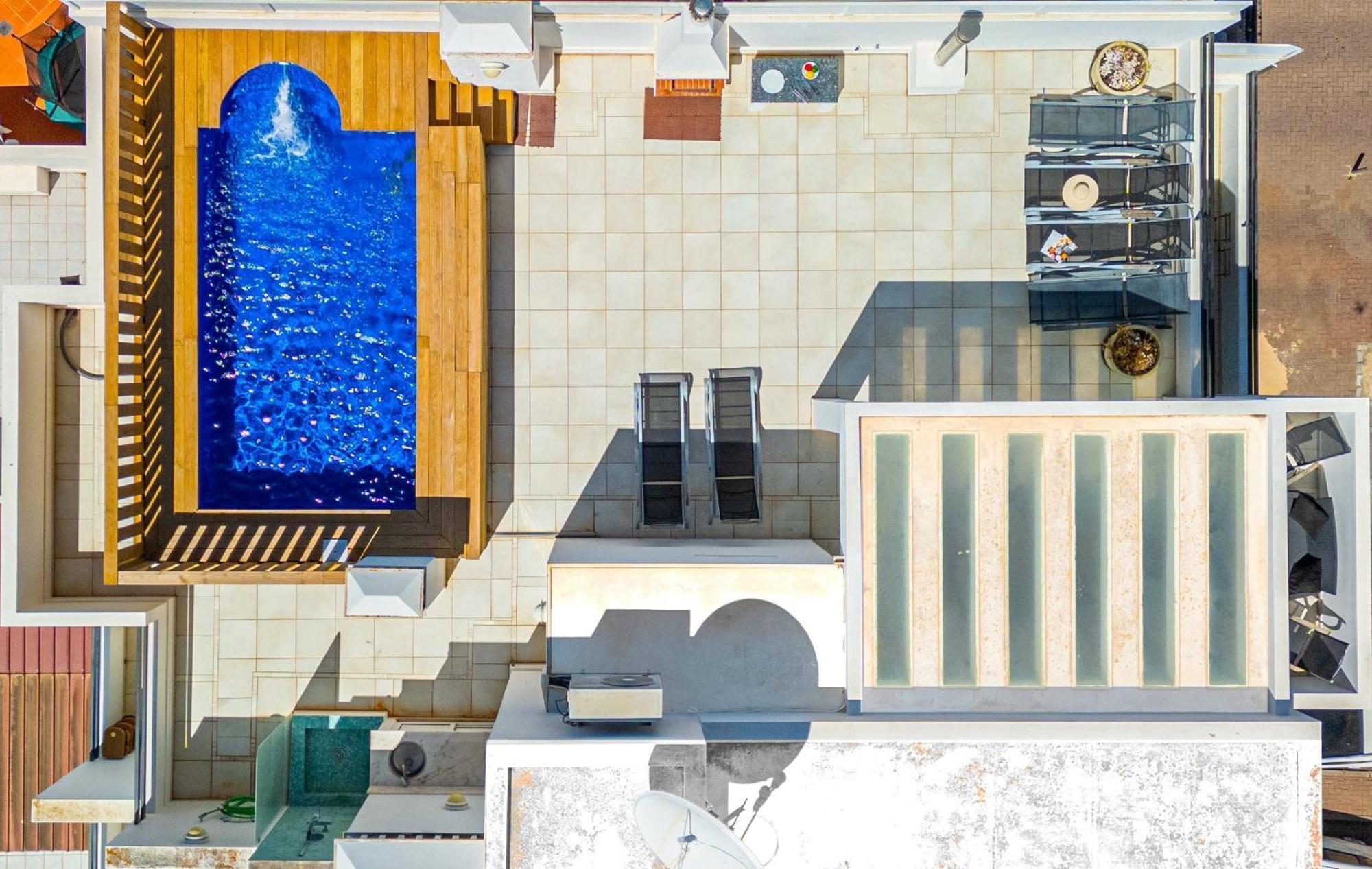 Rooftop Terrace - Private Pool And Sun Deck *